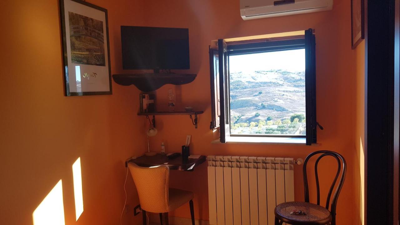 B&B A Robba de Pupi Agrigento Exterior foto