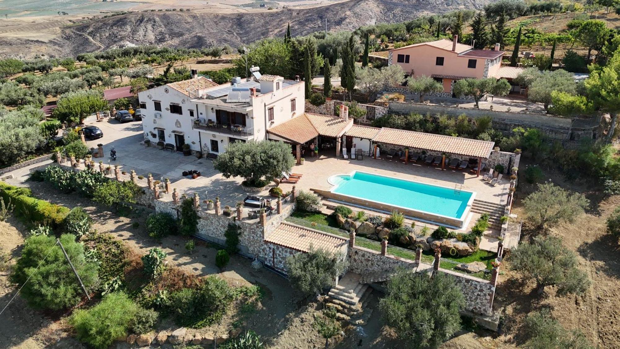 B&B A Robba de Pupi Agrigento Exterior foto